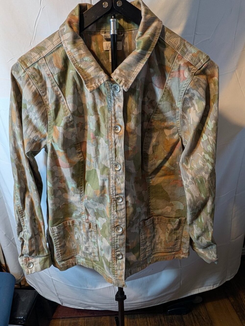 LOGO LORI GOLDSTEIN Sz 6 Women's Camo Jean Jacket Button Up w/Pockets